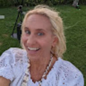 Meet your Posher, Cheri